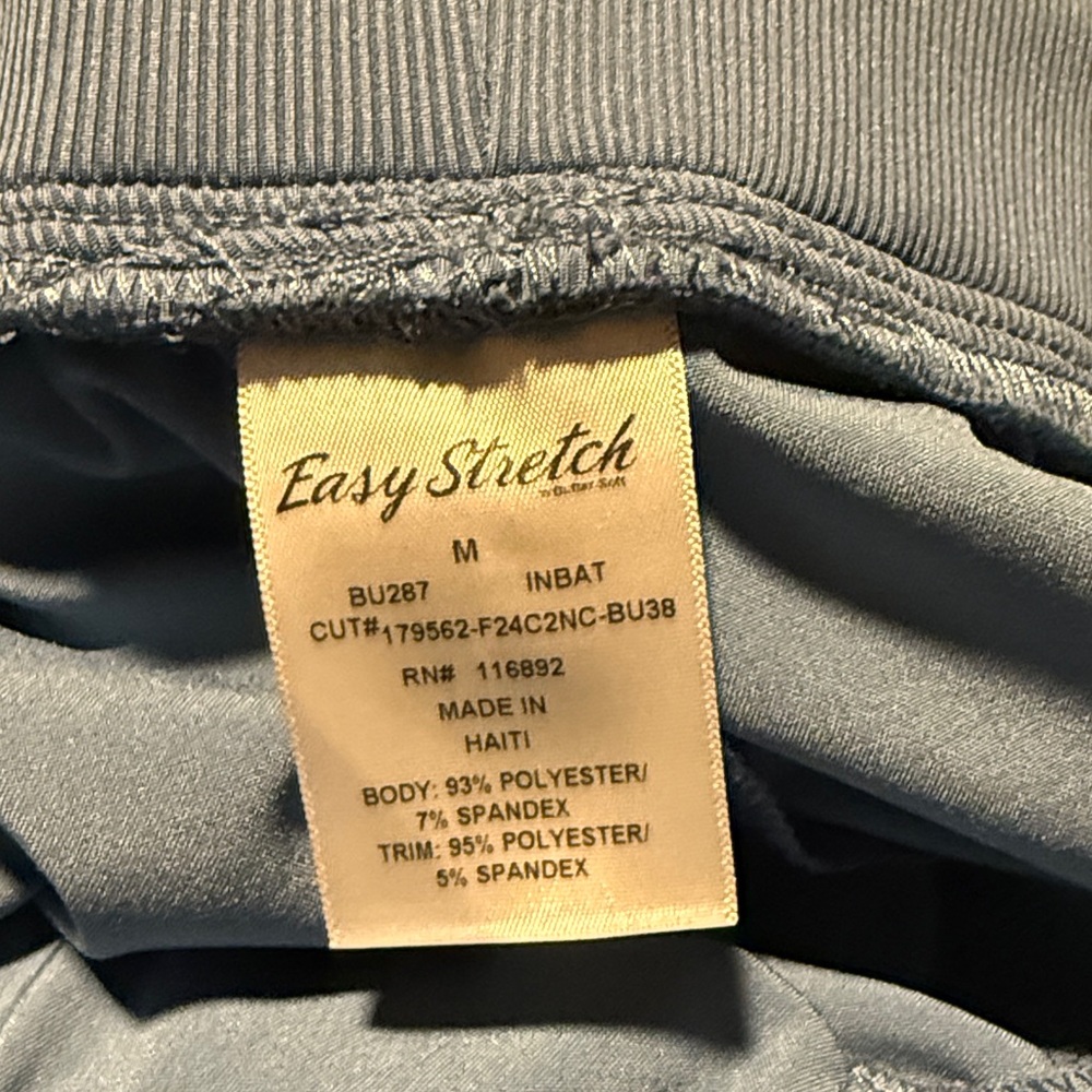 Easy Stretch Slate Blue V-Neck Scrub Top - Picture 6 of 7